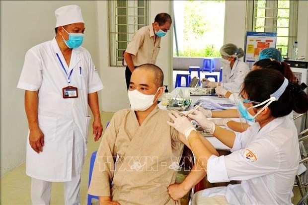 8月9日越南新增新冠肺炎确诊病例9340例 4423名患者治愈出院 hinh anh 1