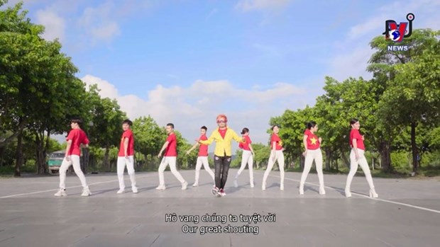 韩国男歌手《越南》音乐视频正式亮相 hinh anh 1