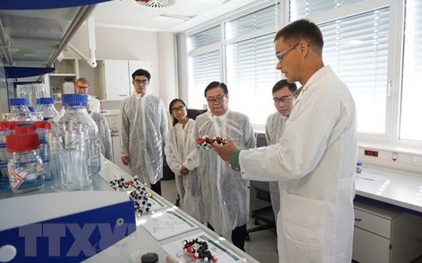 越南与奥地利推动生命科学研究与应用 hinh anh 1