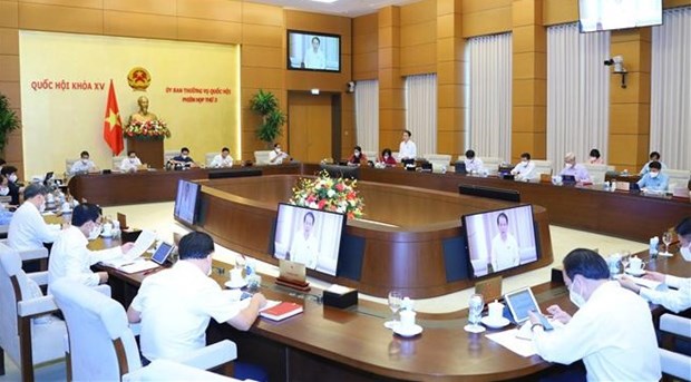 越南国会常务委员会第三次会议：促进越南影视产业高质量向前发展 hinh anh 1