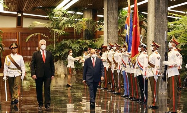 古巴国家主席主持仪式 欢迎阮春福主席对古巴进行正式访问 hinh anh 1