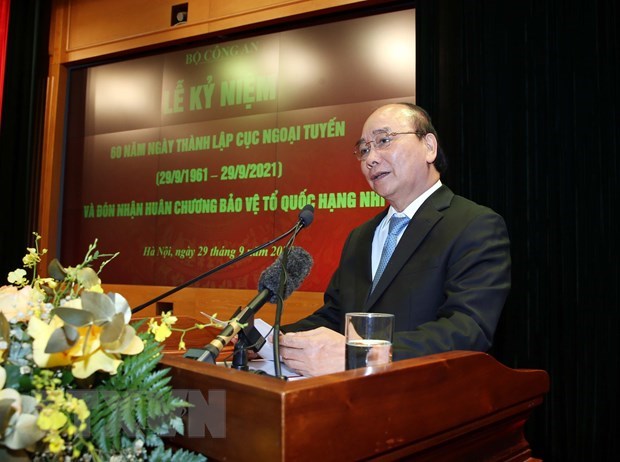 国家主席阮春福出席人民公安外线力量成立60周年庆典 hinh anh 2