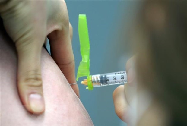 泰国开始为12岁至18岁的青少年接种新冠疫苗 hinh anh 1