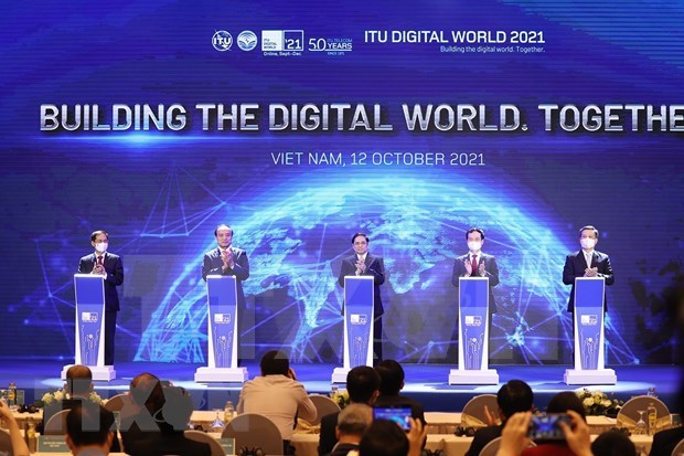 越南致力于国家和地区的数字化转型 hinh anh 2