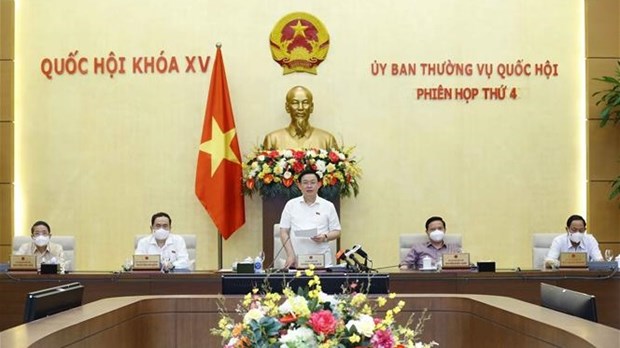 越南国会常委会第四次会议闭幕 hinh anh 1