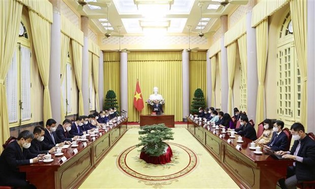 越南国家主席阮春福委任8位新驻外大使 hinh anh 2