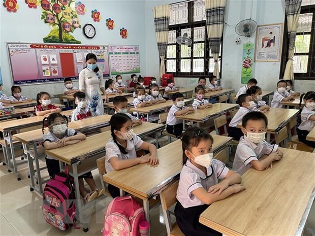 越南全国开展线下教学省市23个 线上教学省市25个 hinh anh 1