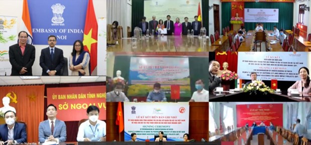 印度大使馆与越南8个地方签署快速影响项目谅解备忘录 hinh anh 2
