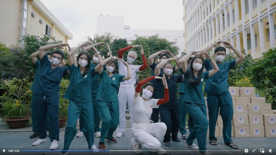 韩国旅游发展局制作MV音乐视频 鼓励越南抗疫一线人员 hinh anh 2