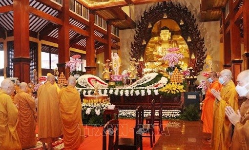越南佛教协会：与国家融合发展的40年 hinh anh 1