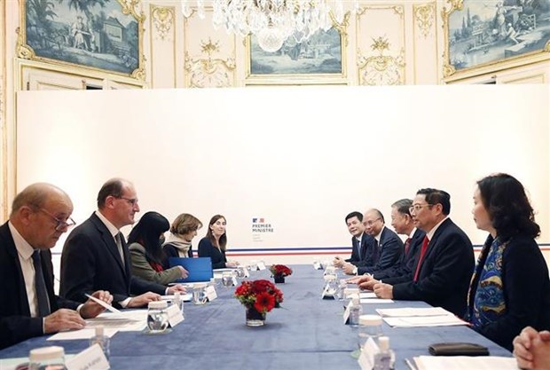 越南政府总理范明政与法国总理让·卡斯特克斯举行会谈 hinh anh 2