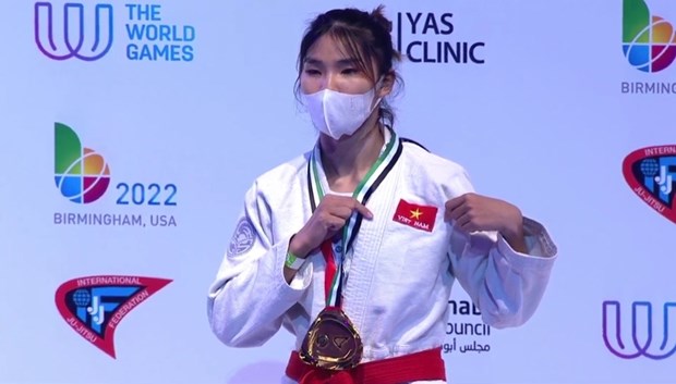 越南柔术运动员邓氏玄在2021年世界柔术锦标赛上夺得首枚金牌 hinh anh 1