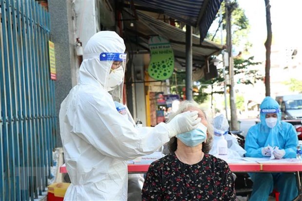 11月17日越南新增本土新冠肺炎确诊病例9839例 涉及56个省市 hinh anh 1