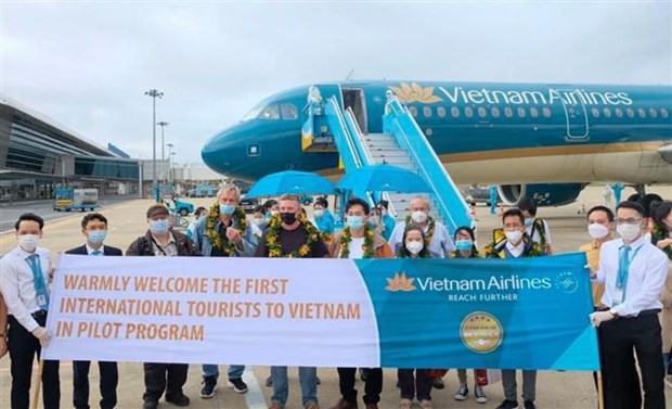 越南广南省在因新冠疫情而对外关闭两年后迎接首批外国游客 hinh anh 1