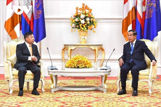 柬埔寨首相洪森希望越柬携手促进贸易发展 hinh anh 1