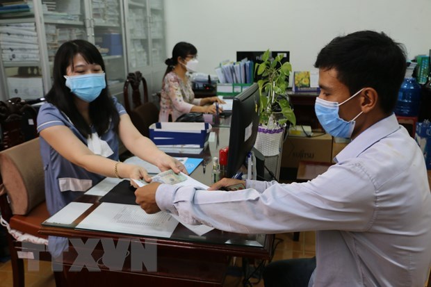 胡志明市受疫情影响的880万人获得援助 hinh anh 1