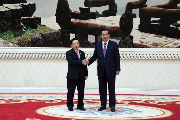 柬埔寨与老挝加强合作 hinh anh 1