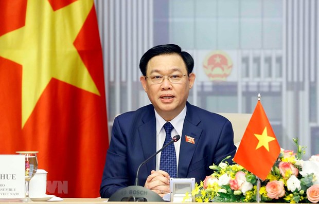 越南国会主席王廷惠向罗马尼亚参议院议长和众议院议长致国庆贺信 hinh anh 1
