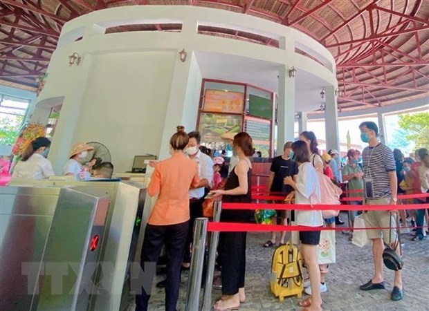 岘港市公布满足迎接外国游客条件的17个服务提供单位 hinh anh 2
