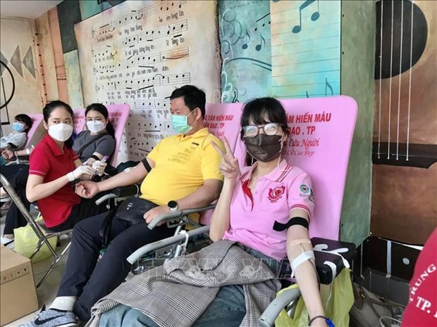 越泰建交45周年：无偿献血活动在胡志明市举行 hinh anh 1
