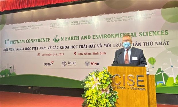 越南首次举行地球与环境科学研讨会 hinh anh 2
