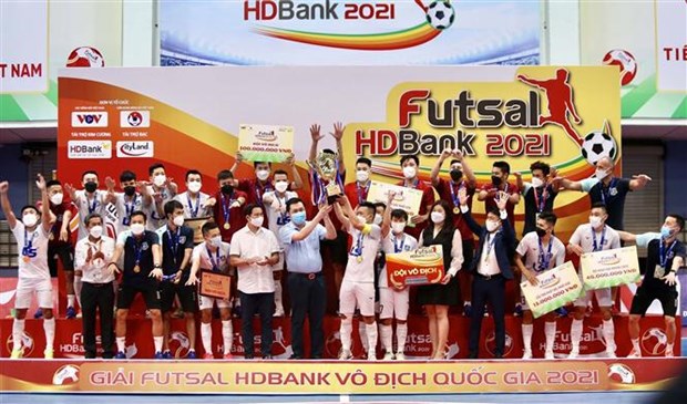 2021 年HDBank杯全国室内五人制足球全国锦标赛：泰山南队荣获冠军 hinh anh 1