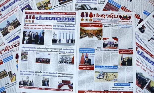 老挝媒体纷纷报道老挝国会主席访越之旅 hinh anh 2