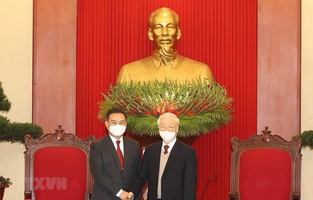 老挝国会主席赛宋蓬结束对越南的正式访问 hinh anh 2