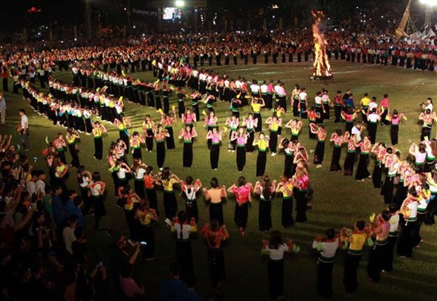 越南泰族群舞满足获列入《人类非物质文化遗产代表作名录》的各项标准 hinh anh 2