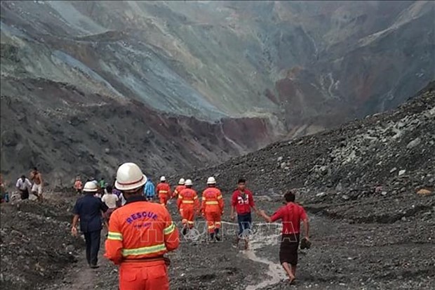 缅甸发生玉矿山体滑坡 至少80人失踪 hinh anh 1