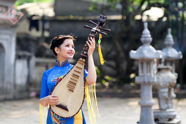 越南歌手将民族传统音乐走出国门走向世界 hinh anh 1