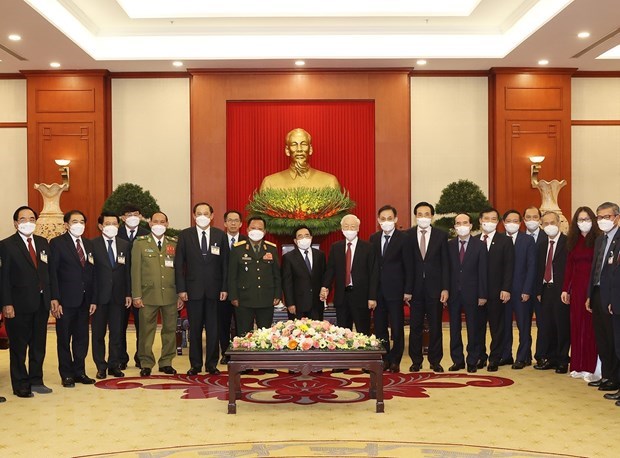 越共中央总书记阮富仲会见老挝政府总理潘坎·维帕万 hinh anh 2
