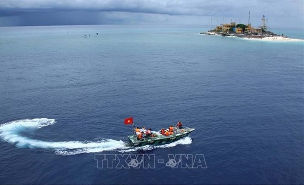 越南海洋岛屿：超过两万名学生和大学生参加主题为《家乡海洋岛屿》比赛 hinh anh 2
