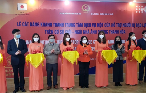 越南第二个性别暴力受害者一站式服务中心投入使用 hinh anh 1