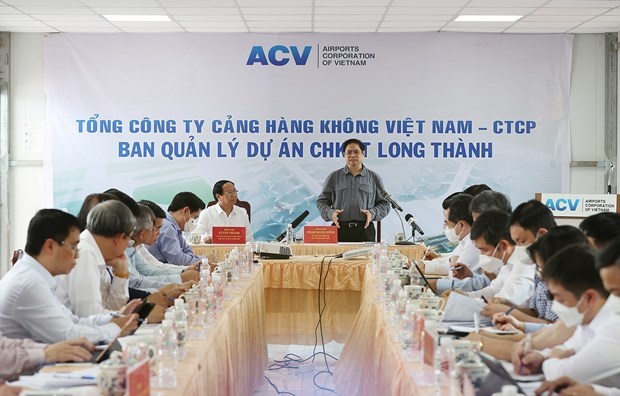 越南政府总理：多措并举确保隆城国际航空港建设项目如期完工 hinh anh 1