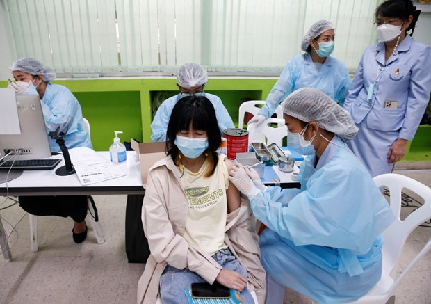 泰国总理呼吁加快5岁以上儿童新冠疫苗接种工作 hinh anh 1