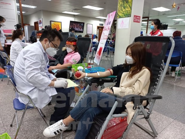 越南最具规模的无偿献血活动——2022年“红色之春”无偿献血节正式开幕 hinh anh 1