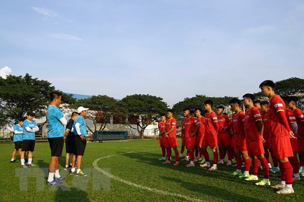2022年东南亚U23足球锦标赛：越南U23密切关注球员健康状况 hinh anh 1