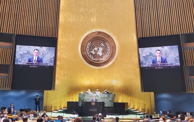 越南在联合国大会乌克兰问题特别会议上呼吁对话和保护人民 hinh anh 1