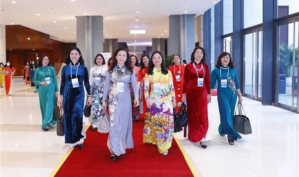 越南妇女第十三次全国代表大会：促进数字经济领域妇女赋权 hinh anh 2
