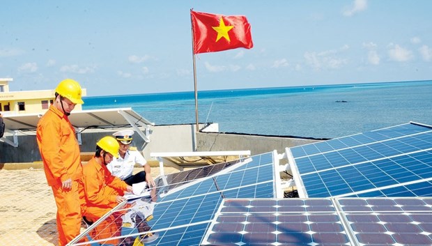 越南电力集团为维护国防安全和发展海岛经济做出贡献 hinh anh 1