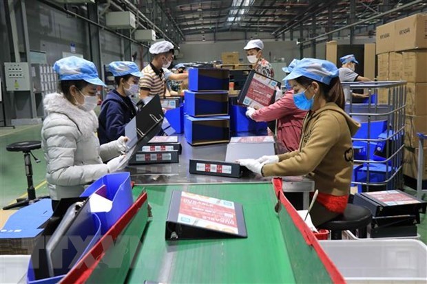 越南国会常务委员会第九次会议:劳动者加班时间一个月不许超过60个小时 hinh anh 1