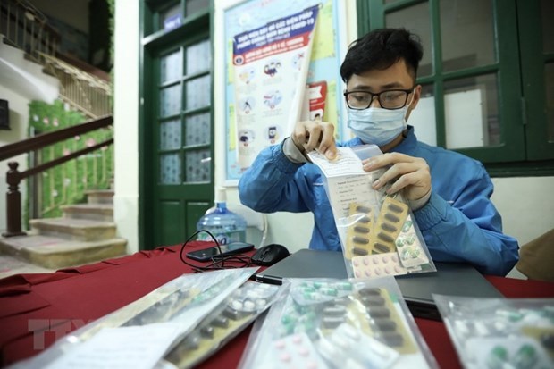 3月24日越南新增新冠肺炎确诊病例12万例 比昨日下降7886例 hinh anh 1