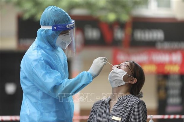 25日越南新增新冠肺炎确诊病例近11万 河内新增确诊病例数持续下降 hinh anh 1