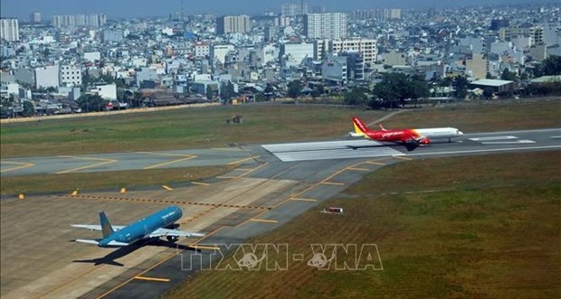 越南各家航空公司航班准点率达95.5% hinh anh 1