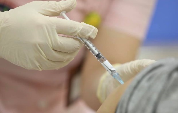 从4月14日起，河内开始为5至12岁的儿童注射新冠疫苗 hinh anh 1