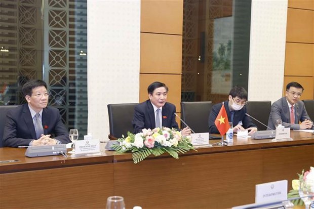 越南国会与印度下议院加强在图书馆和电视领域的合作 hinh anh 1