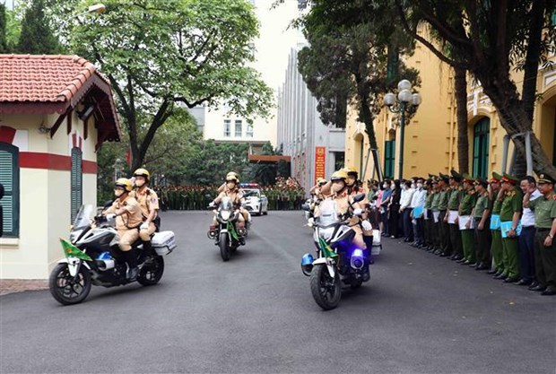 第31届东运会：河内公安局举行东运会安保出征仪式 hinh anh 2