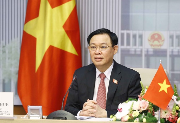 越南国会主席王廷惠致信祝贺匈牙利国会主席克韦尔·拉斯洛 hinh anh 1
