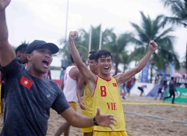 第31届东运会：越南男子沙滩手球队提前一场比赛拿下金牌 hinh anh 1